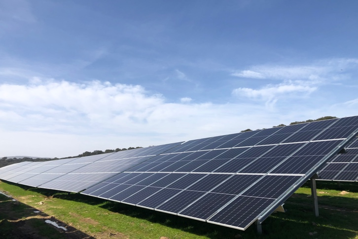 Iberdrola pone en marcha Arañuelo III, la primera planta fotovoltaica de España con batería de almacenamiento